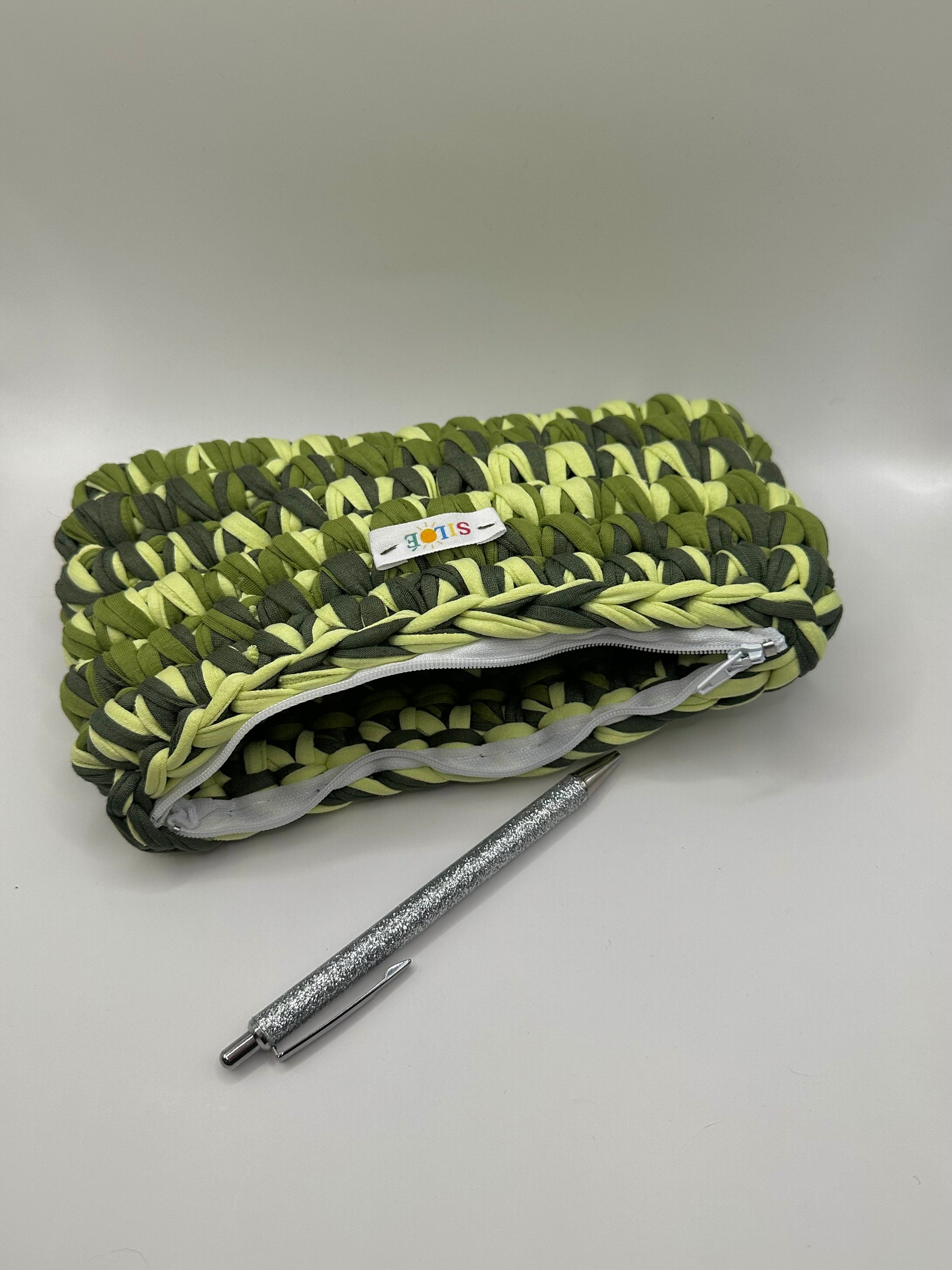Trousse Anna vert militaire