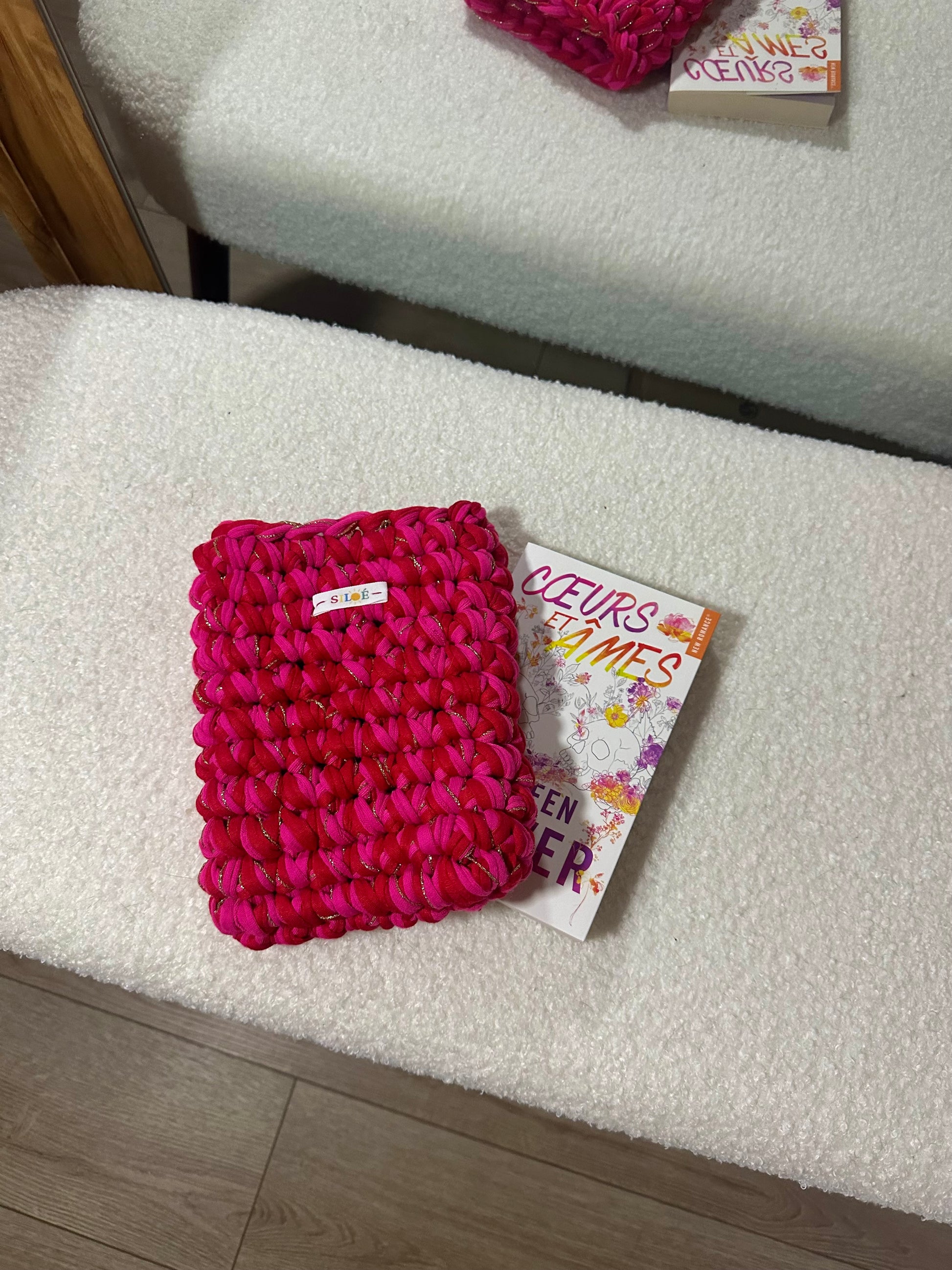 Pochette livre de poche fushia rouge et doré