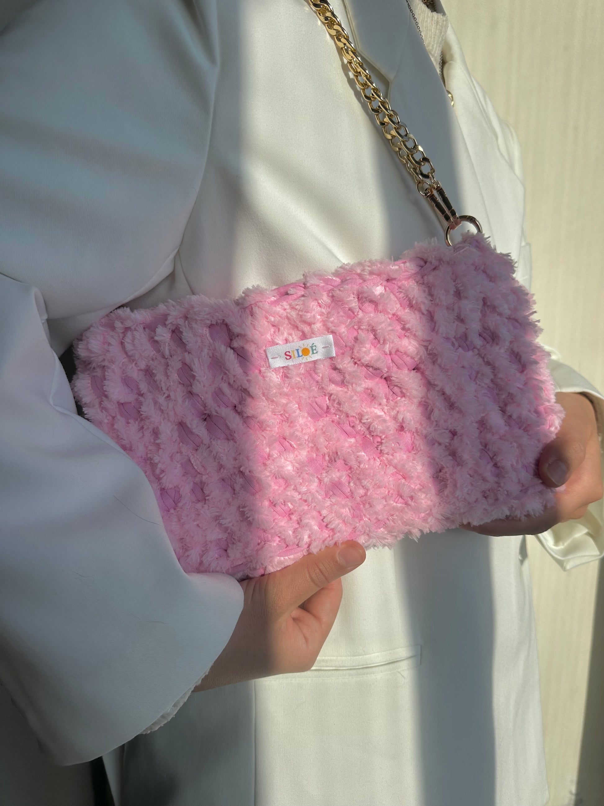 Pochette Oka rose Fluffy